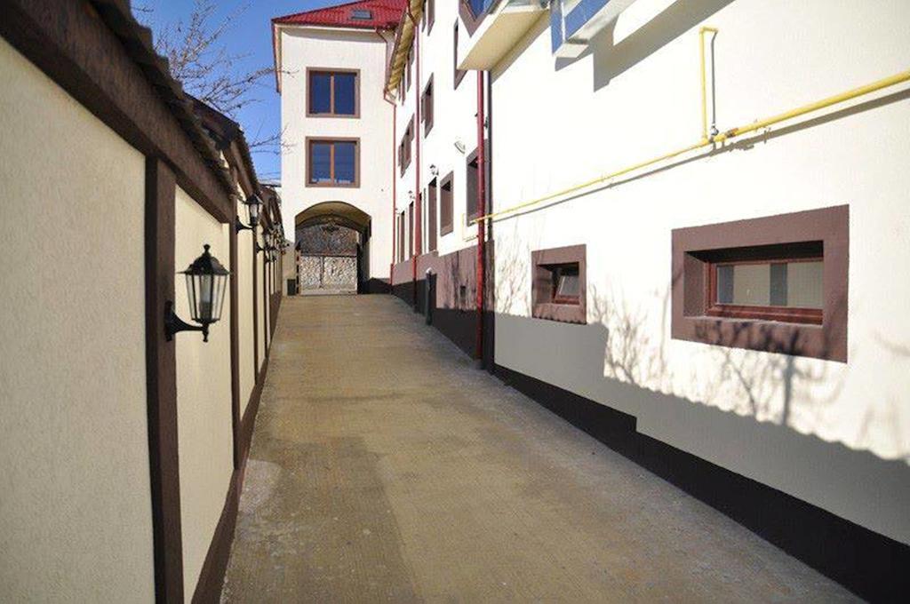 Pensiunea Brancoveneasca Cimpulung Exteriér fotografie